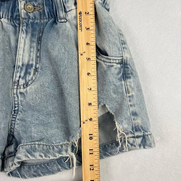 SO Paper Bag Elastic Waist High Rise Mom Light Blue Denim Shorts Juniors' 1/25W - Picture 11 of 12